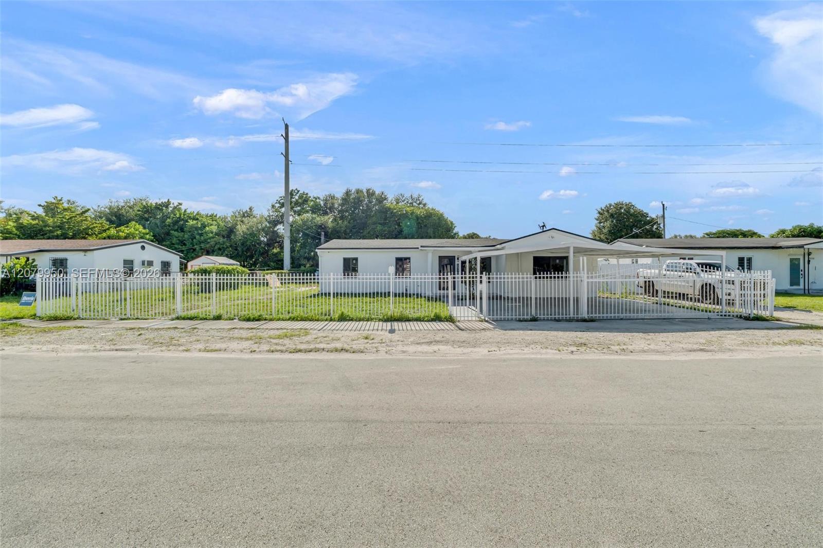 15770 Nw 18th Place Property Photo 2