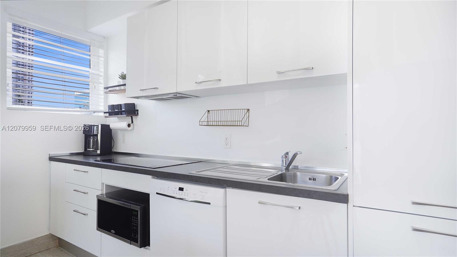 1321 15th Property Photo 2