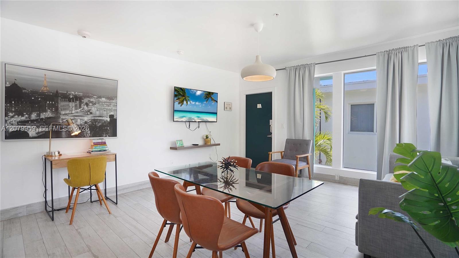 1321 15th Property Photo 3