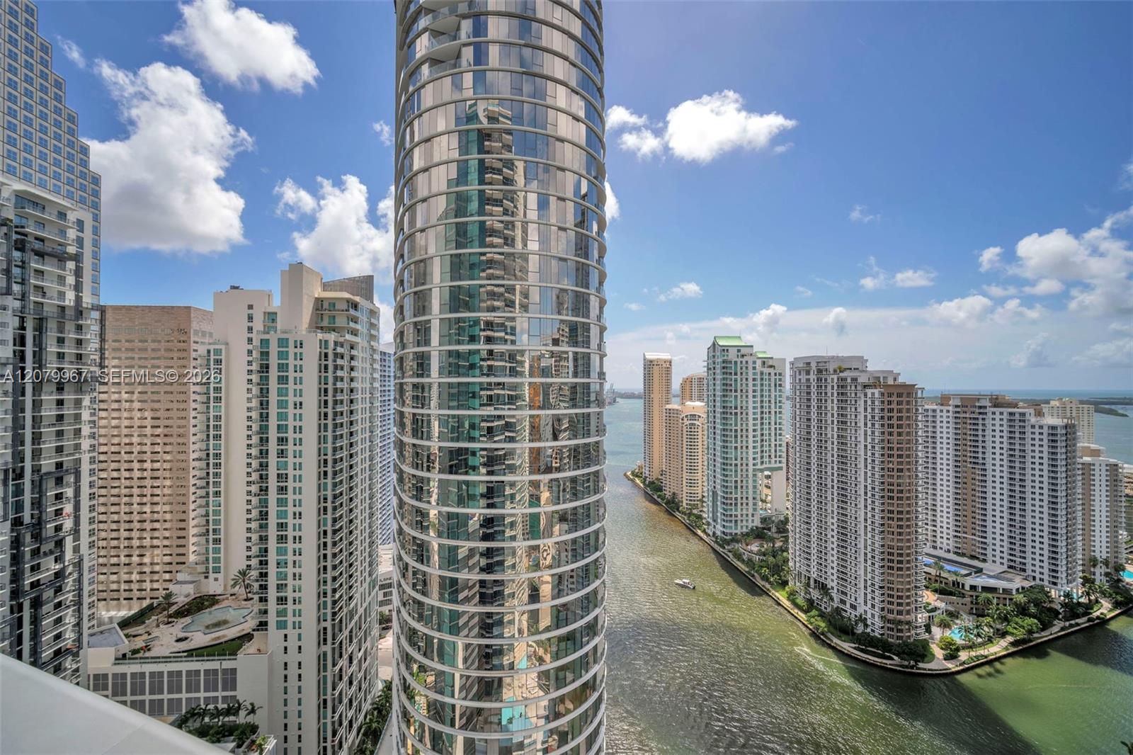 200 Biscayne Boulevard Way 3703 Property Photo 1
