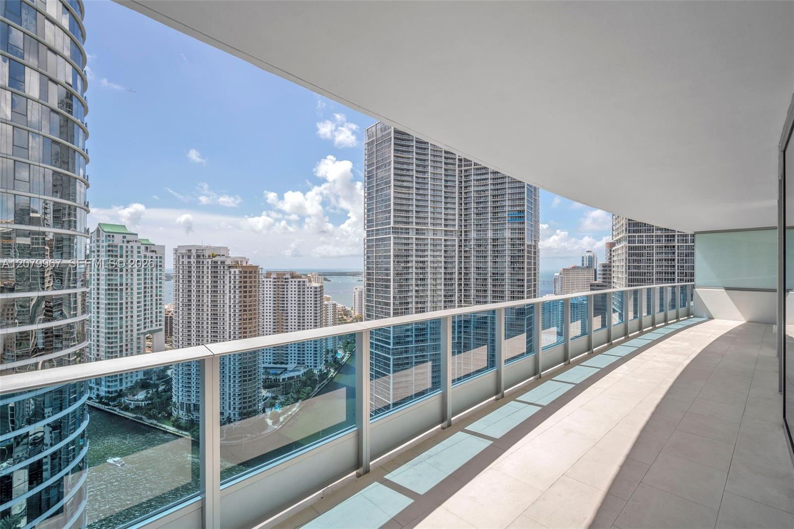 200 Biscayne Boulevard Way 3703 Property Photo 3