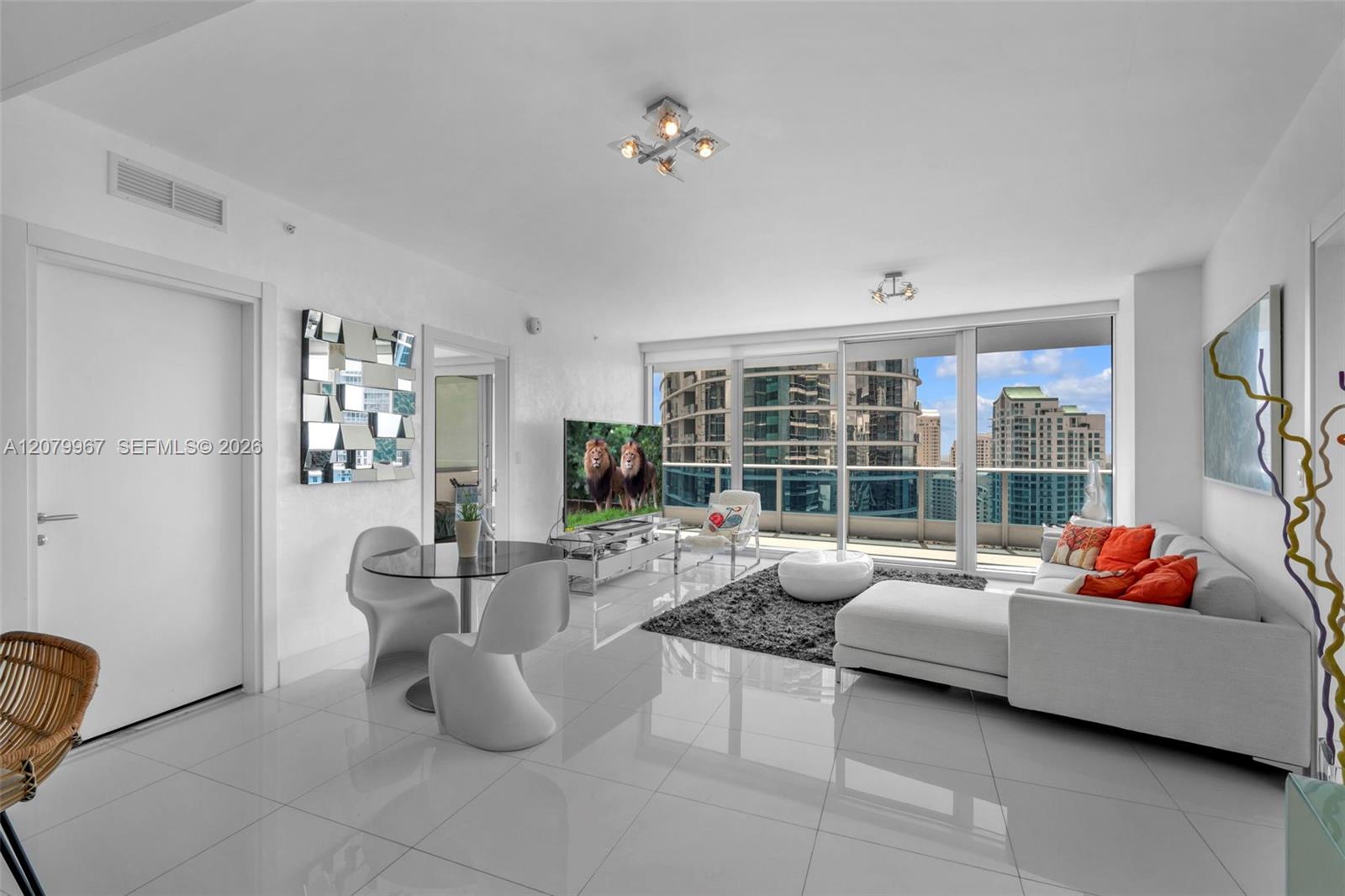 200 Biscayne Boulevard Way 3703 Property Photo 6