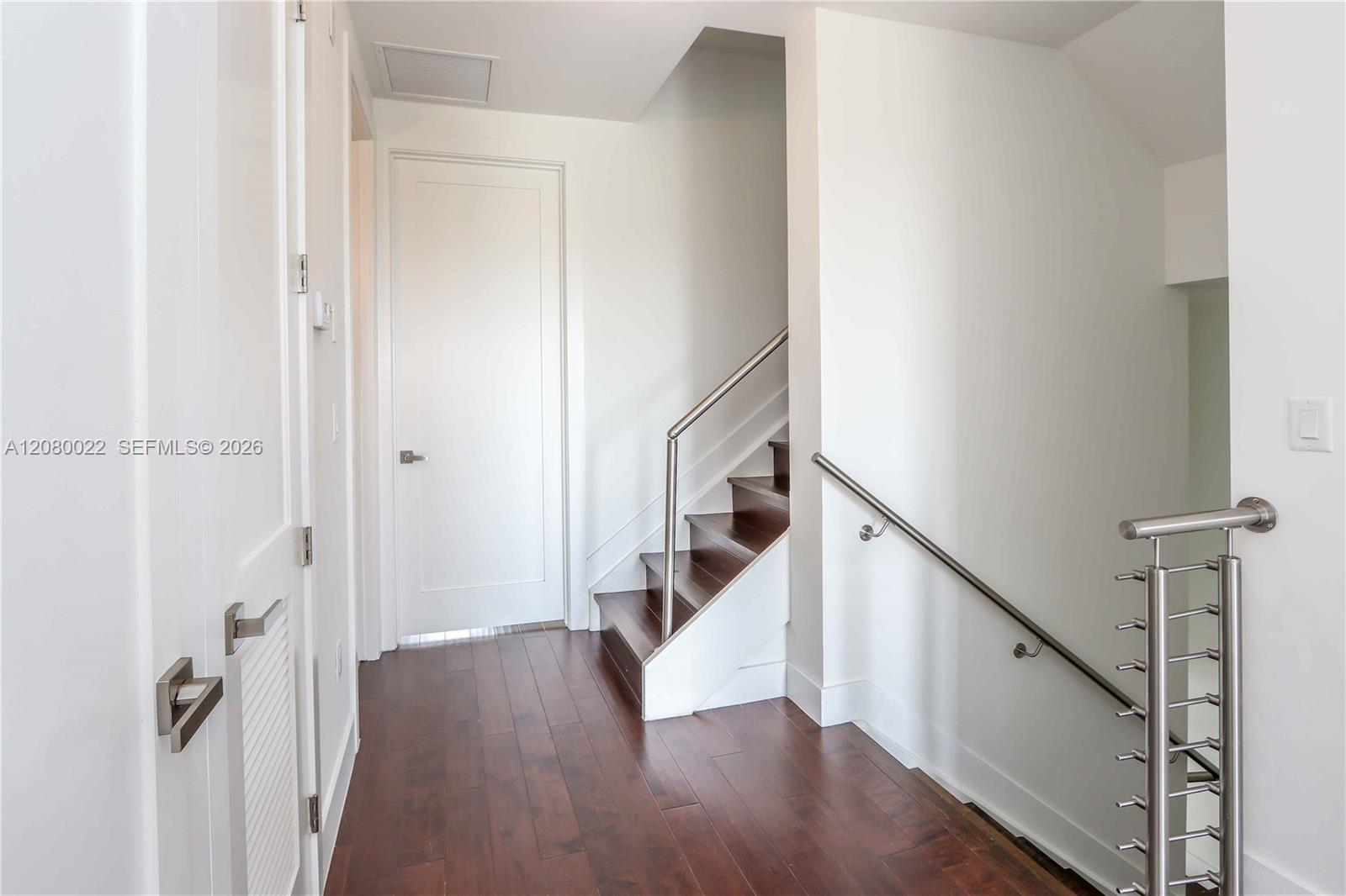 9123 Nw 33rd Street Property Photo 3