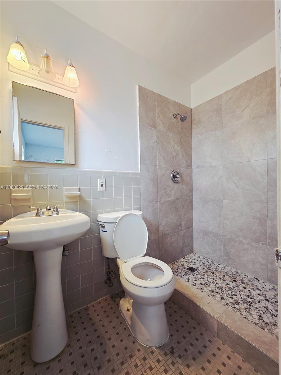 824 82nd Street 1 Property Photo 7