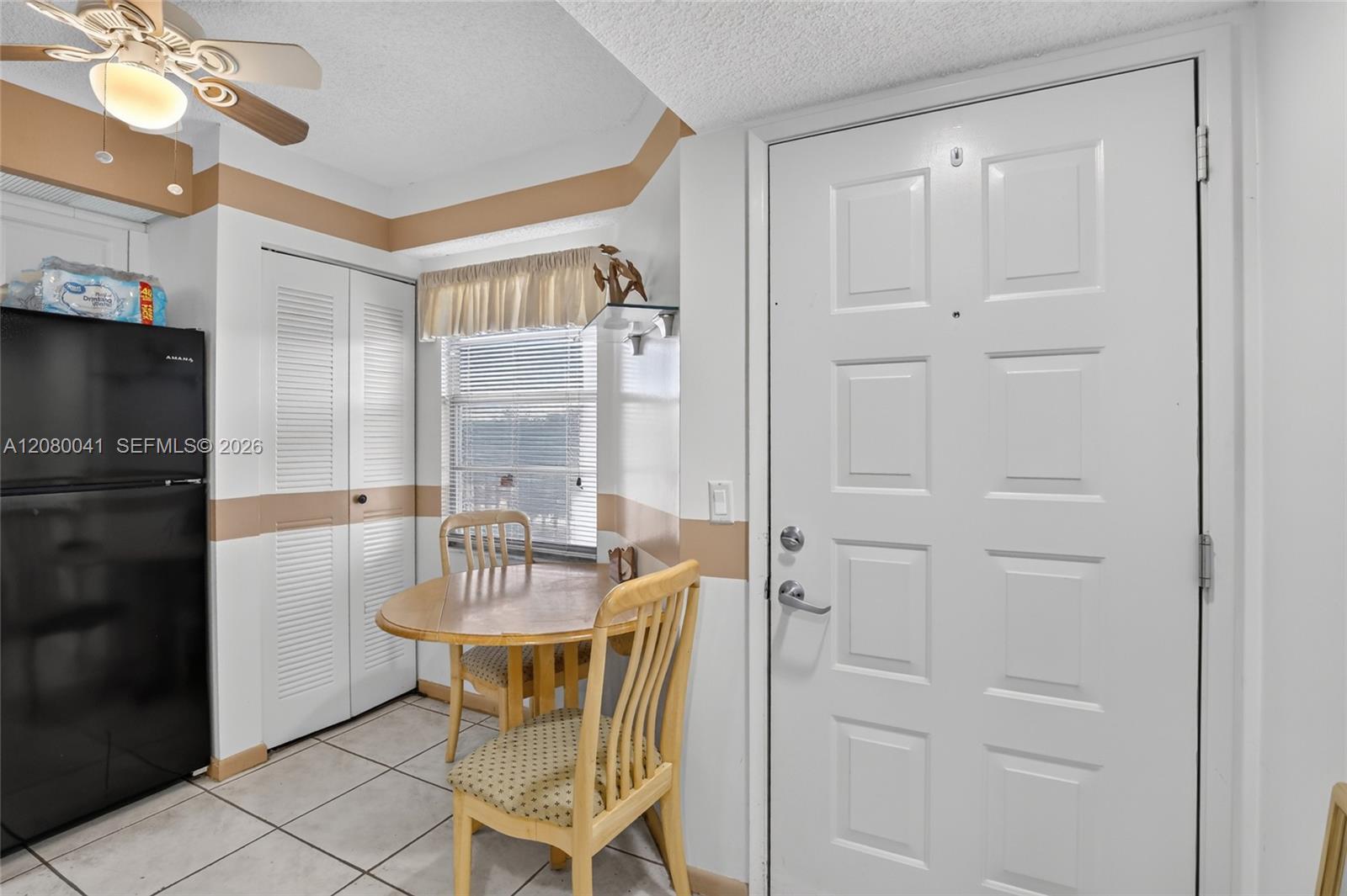 A12080041 Property Photo 8