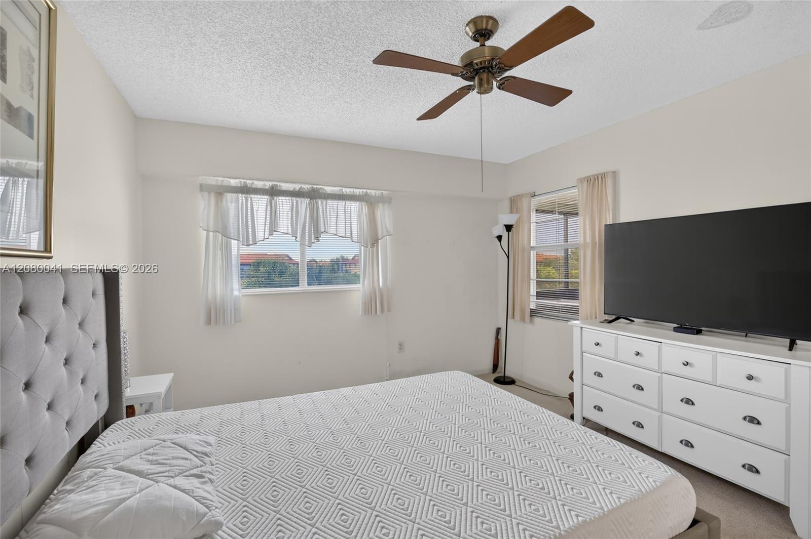 A12080041 Property Photo 15