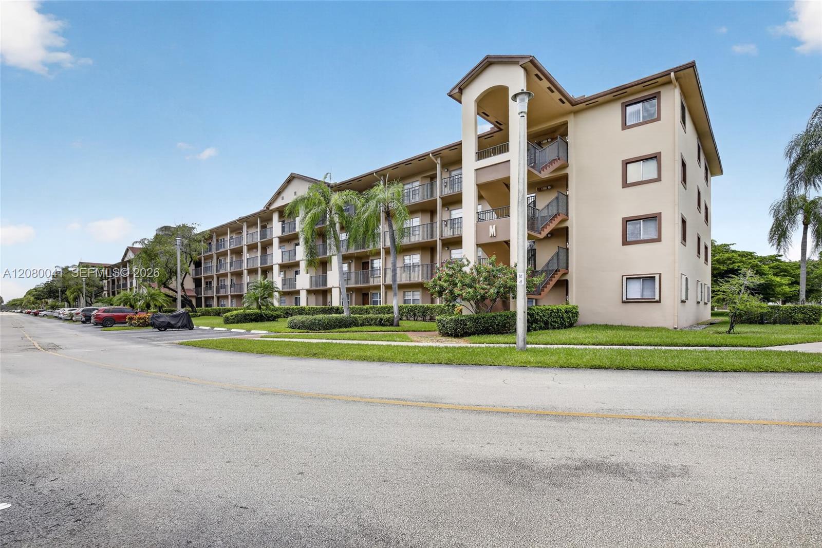 A12080041 Property Photo 30