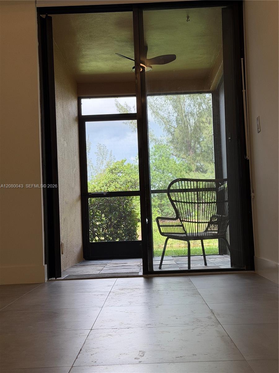 15535 N Miami Lakeway N 107 Property Photo 18