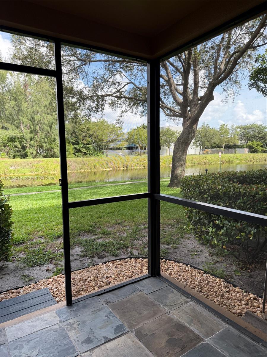 15535 N Miami Lakeway N 107 Property Photo 19