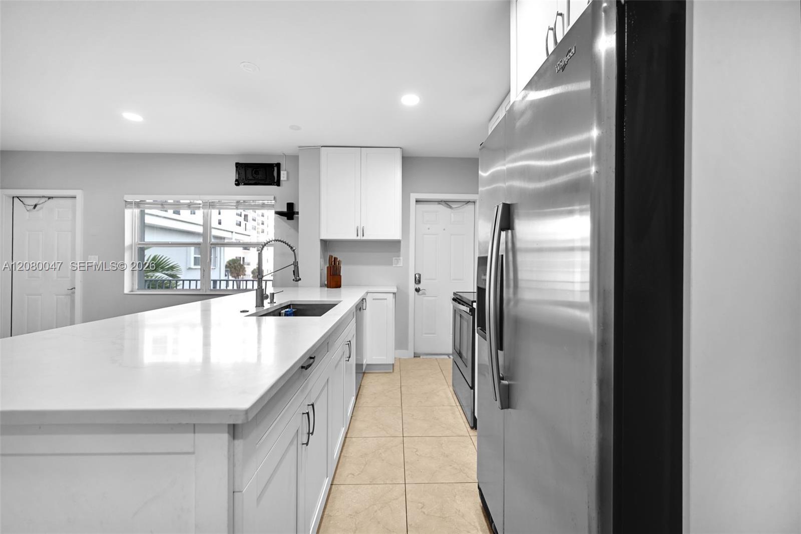 2600 S Ocean Drive S311 Property Photo 5