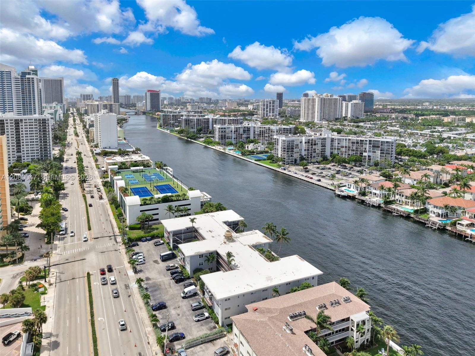 2600 S Ocean Drive S311 Property Photo 16