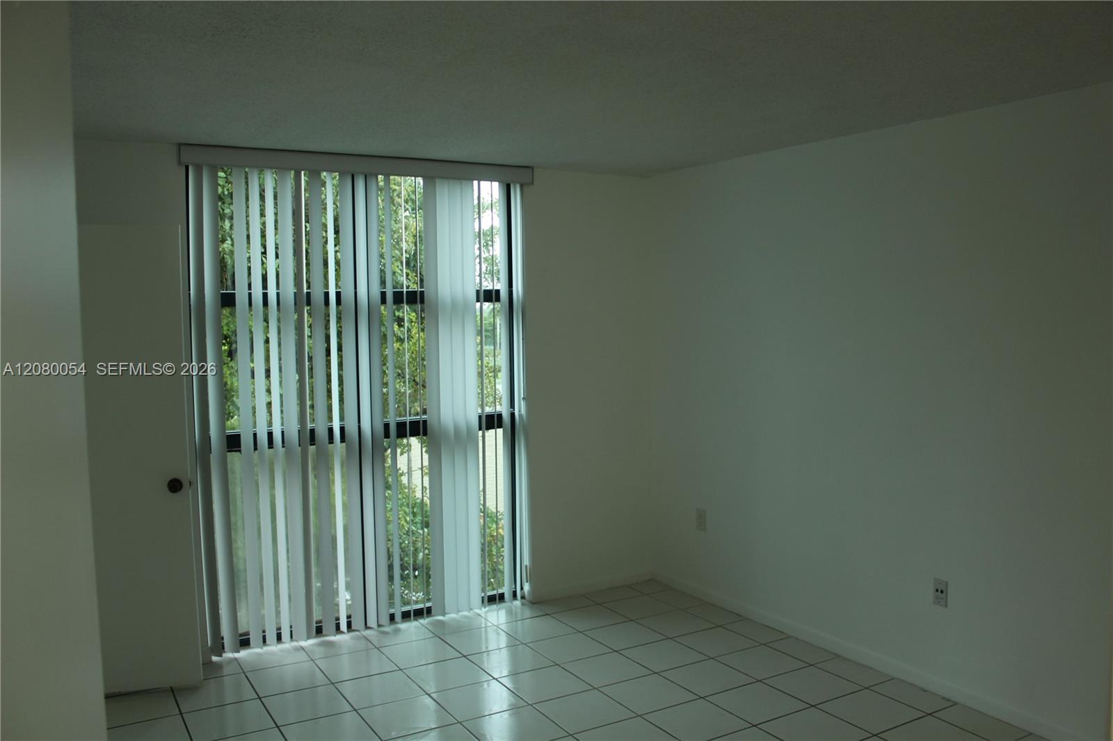 11750 Sw 18th Street 502-1 Property Photo 4