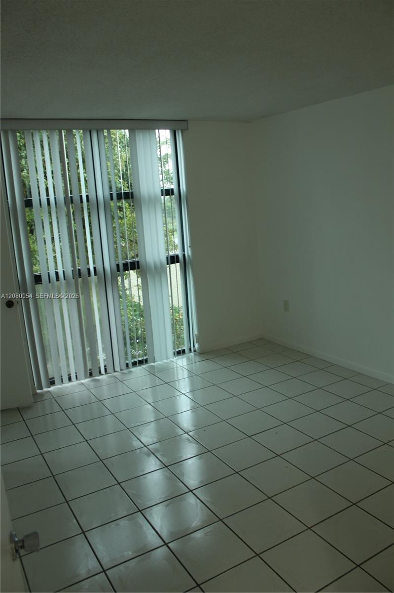 11750 Sw 18th Street 502-1 Property Photo 6