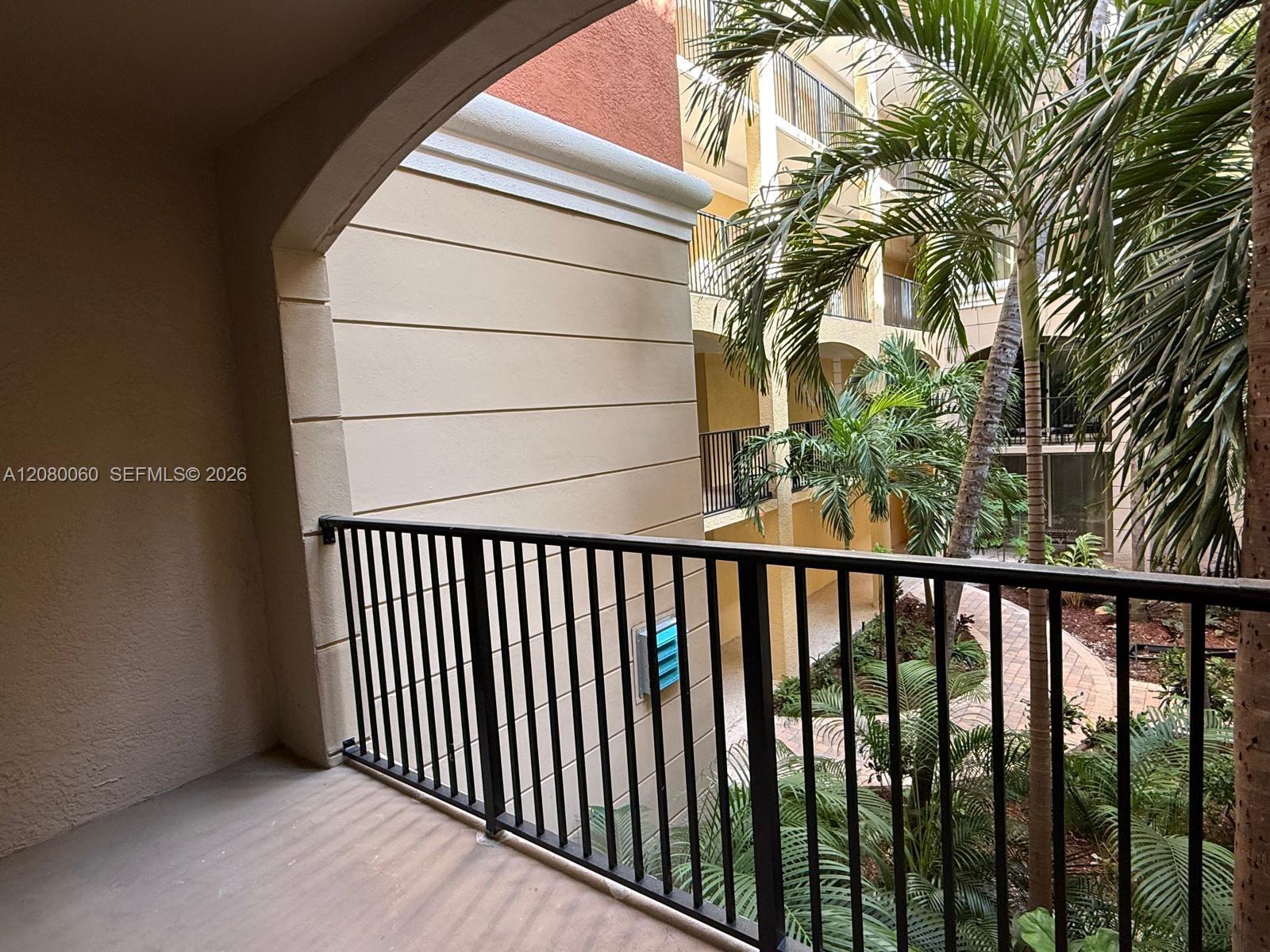 17150 N Bay Road 2201 Property Photo 14