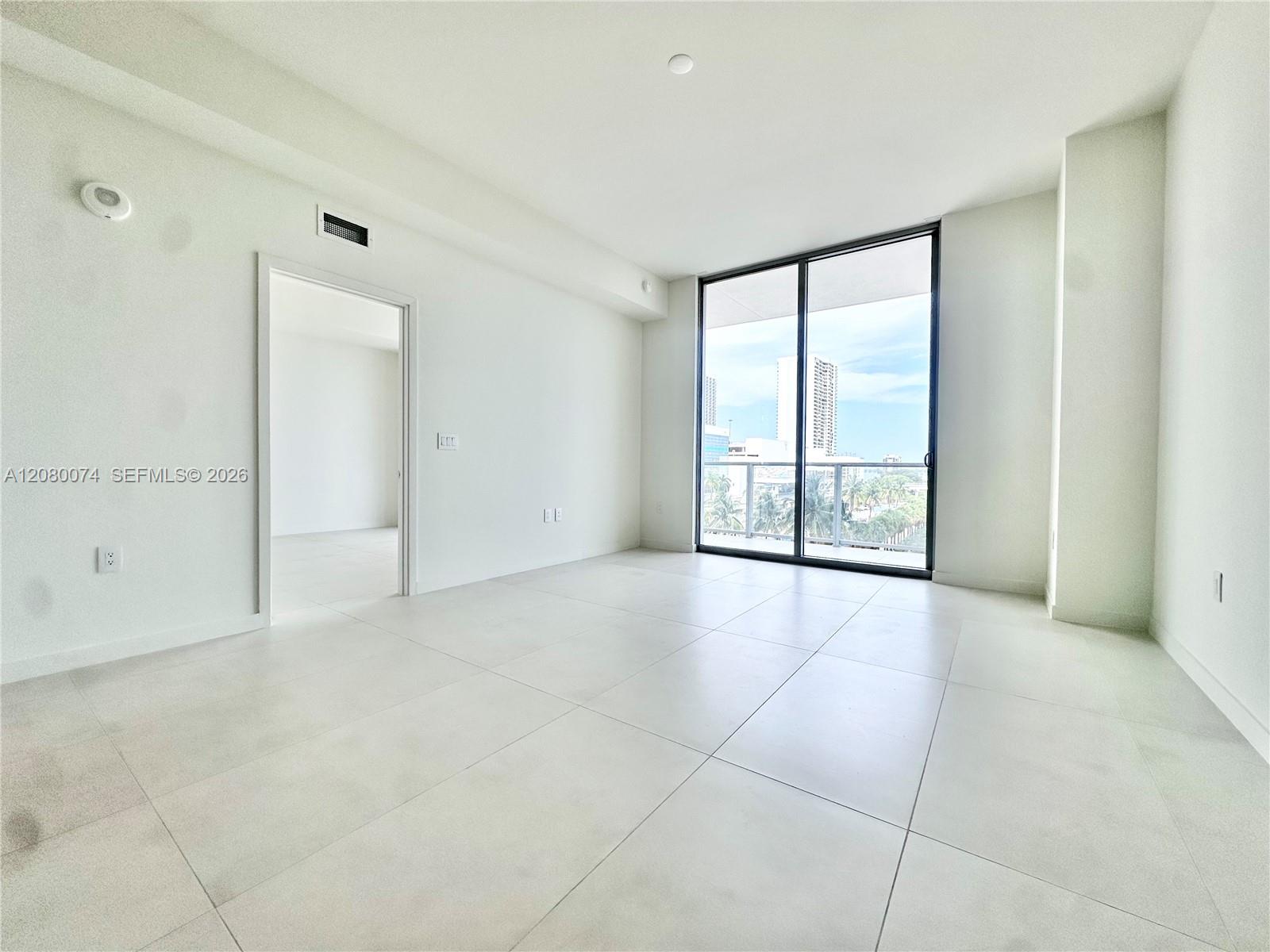 1400 Biscayne Boulevard 409 Property Photo 4