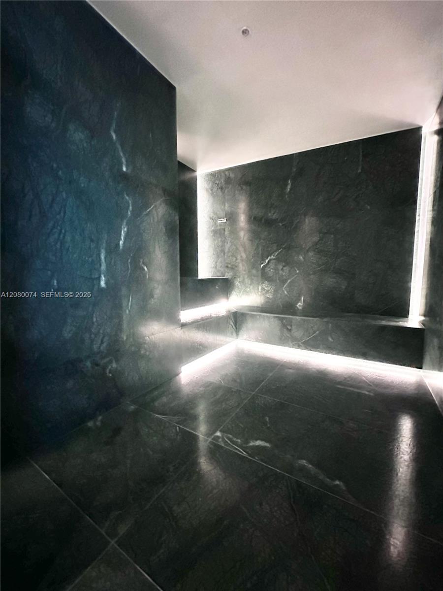 1400 Biscayne Boulevard 409 Property Photo 24