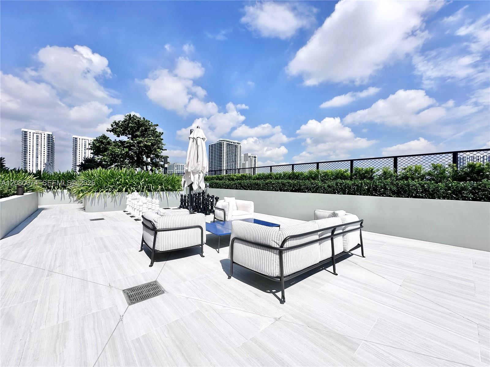 1400 Biscayne Boulevard 409 Property Photo 27
