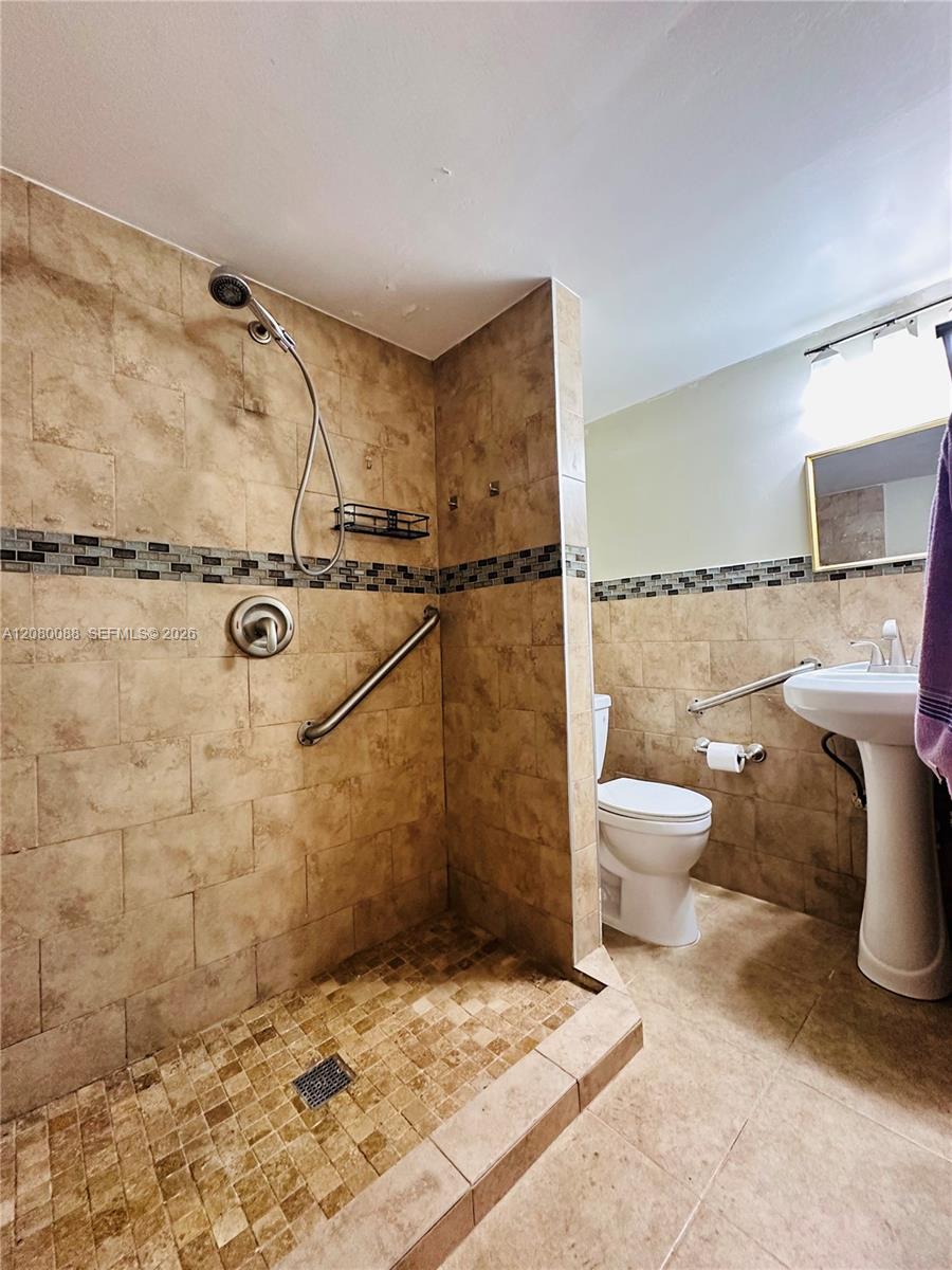 6565 W 26th Drive 34-104 Property Photo 9