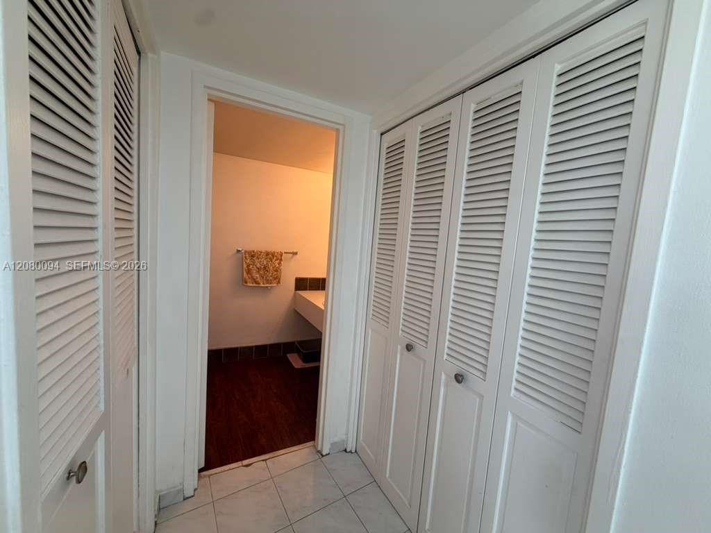 A12080094 Property Photo 5