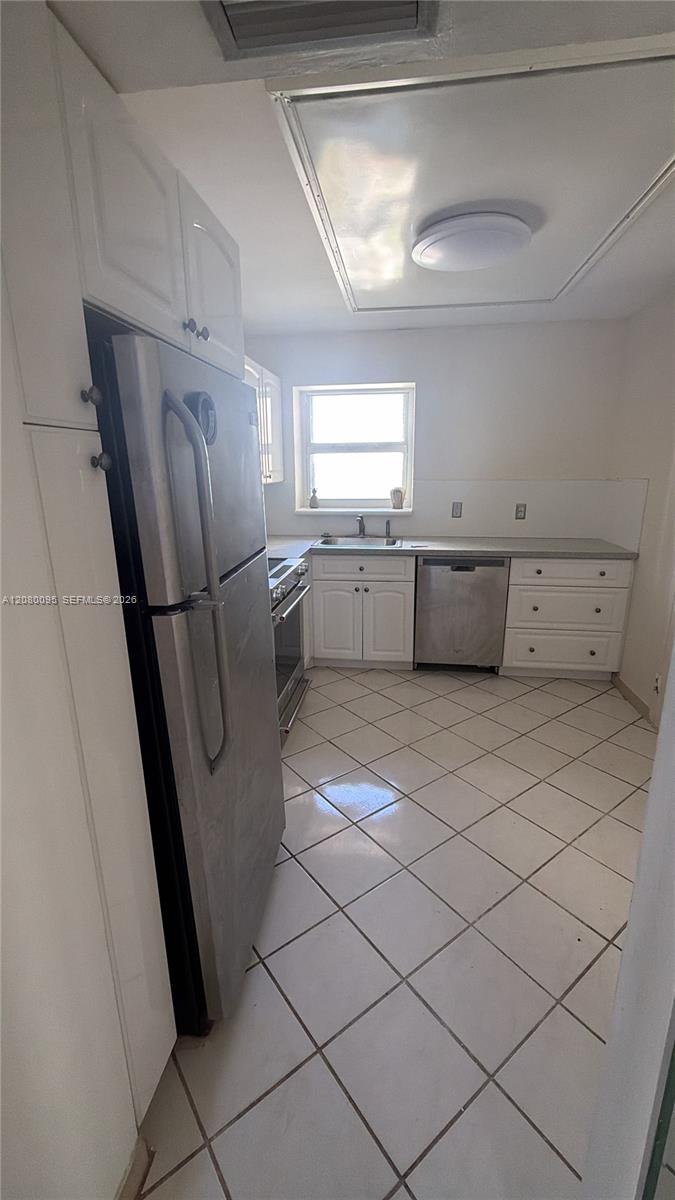 1865 S Ocean Drive 12e Property Photo 2