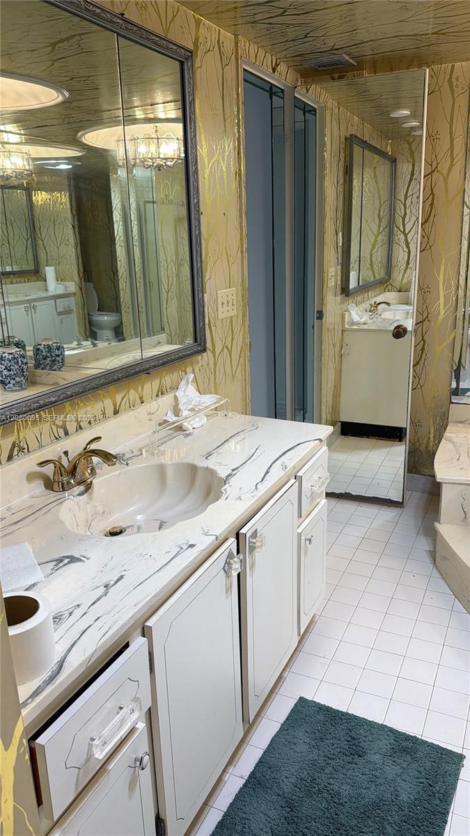 1865 S Ocean Drive 12e Property Photo 10