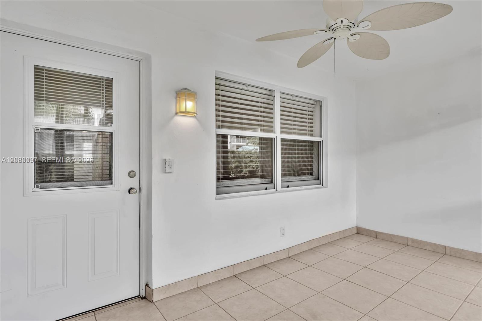 580 Egret Drive 102 Property Photo 4