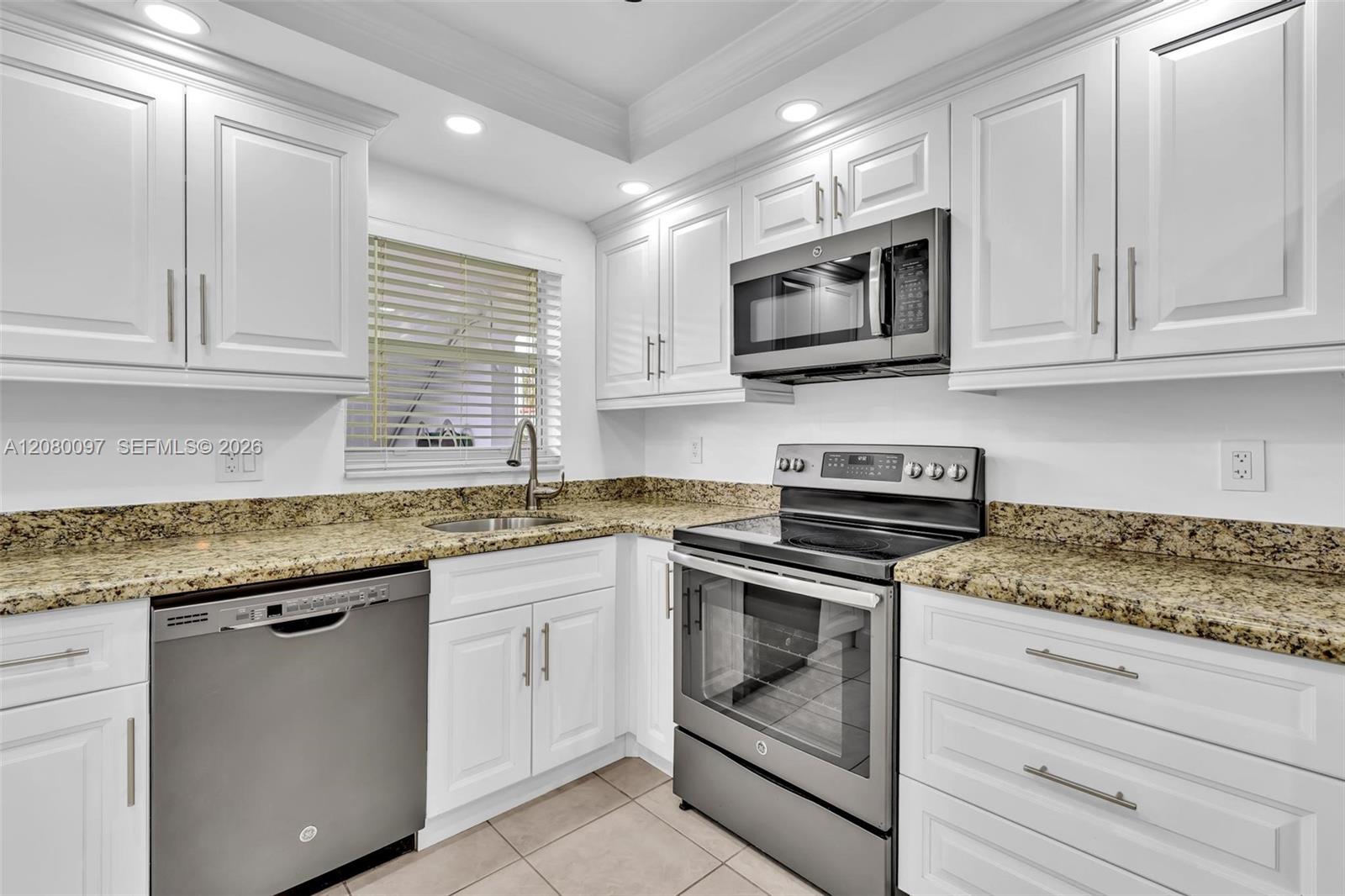580 Egret Drive 102 Property Photo 15