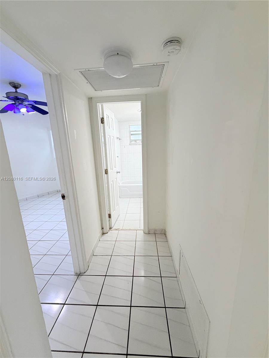 A12080116 Property Photo 4