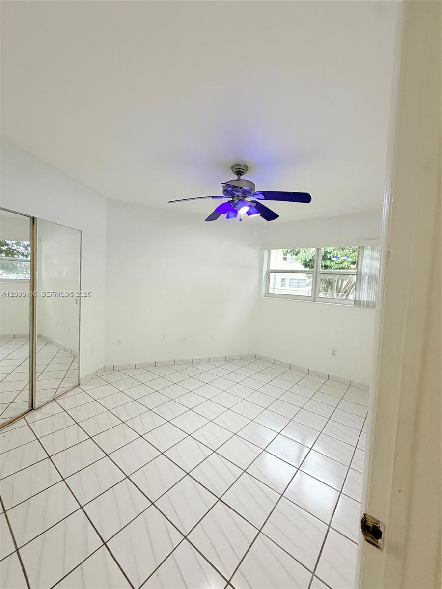A12080116 Property Photo 8
