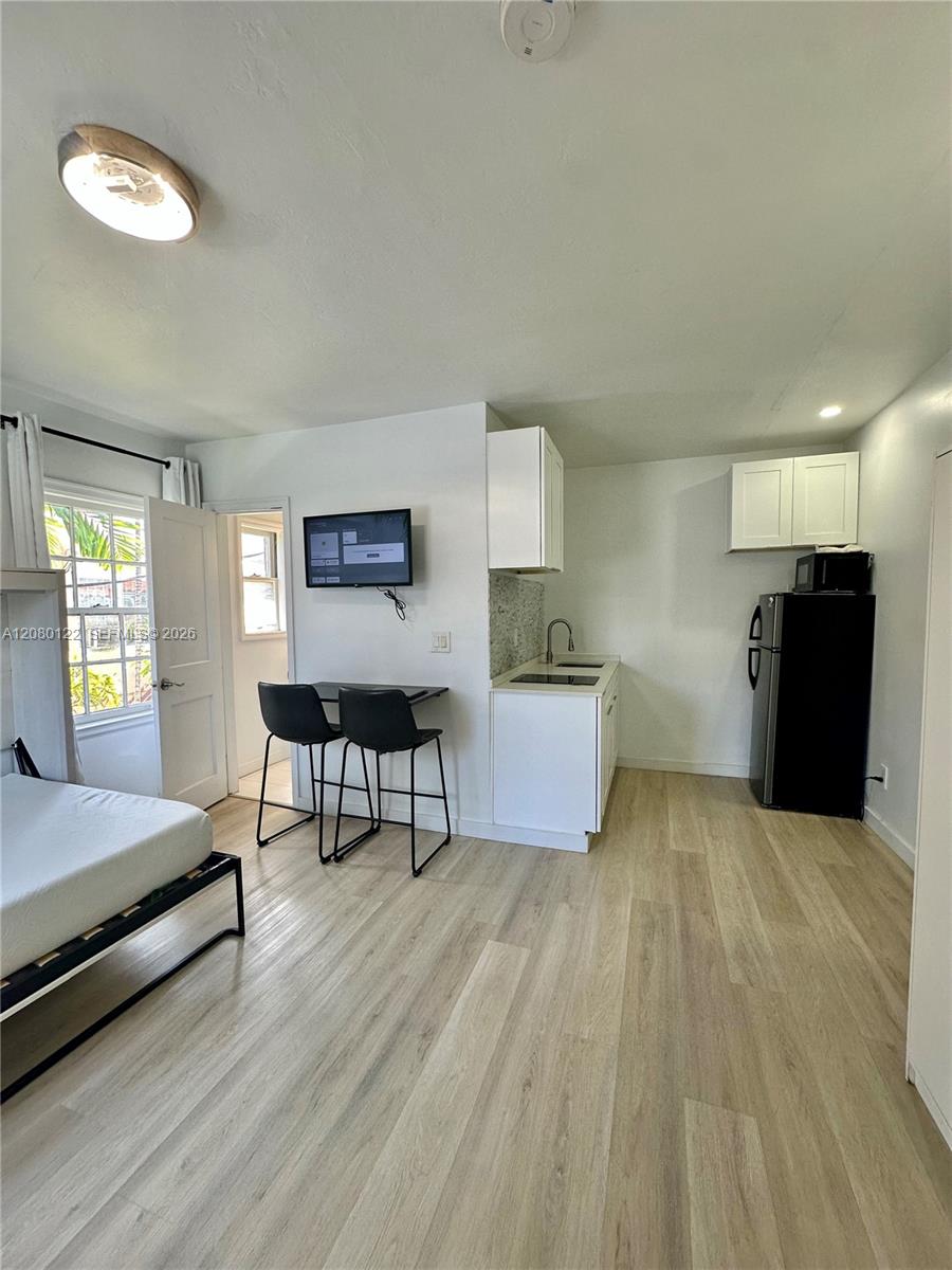 415 75th Street 2a Property Photo 15