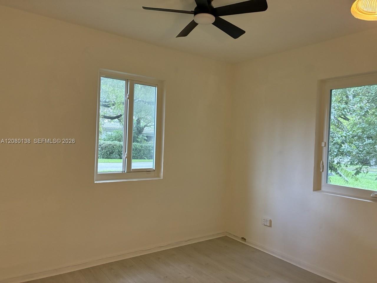 601 Oriole Avenue Property Photo 5