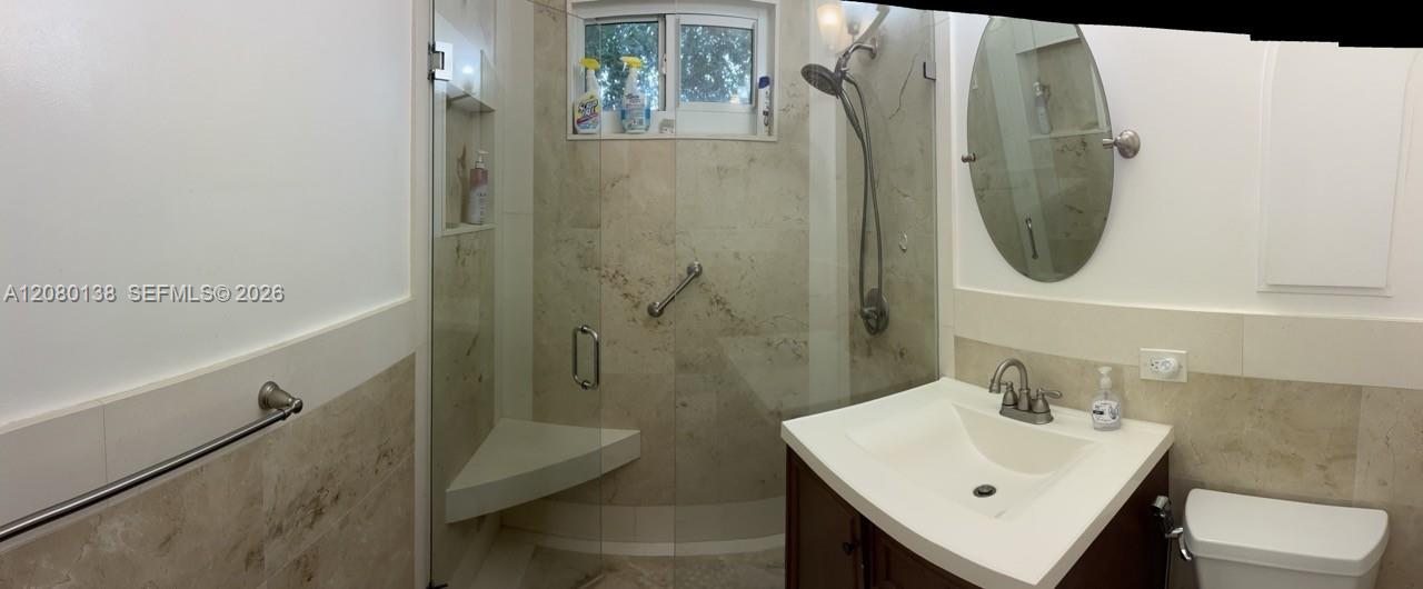 601 Oriole Avenue Property Photo 9