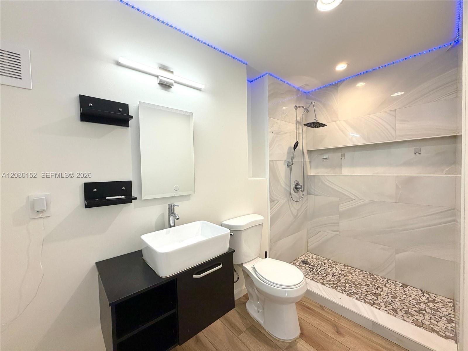 2625 Sw 67th Avenue Efficiency Property Photo 4