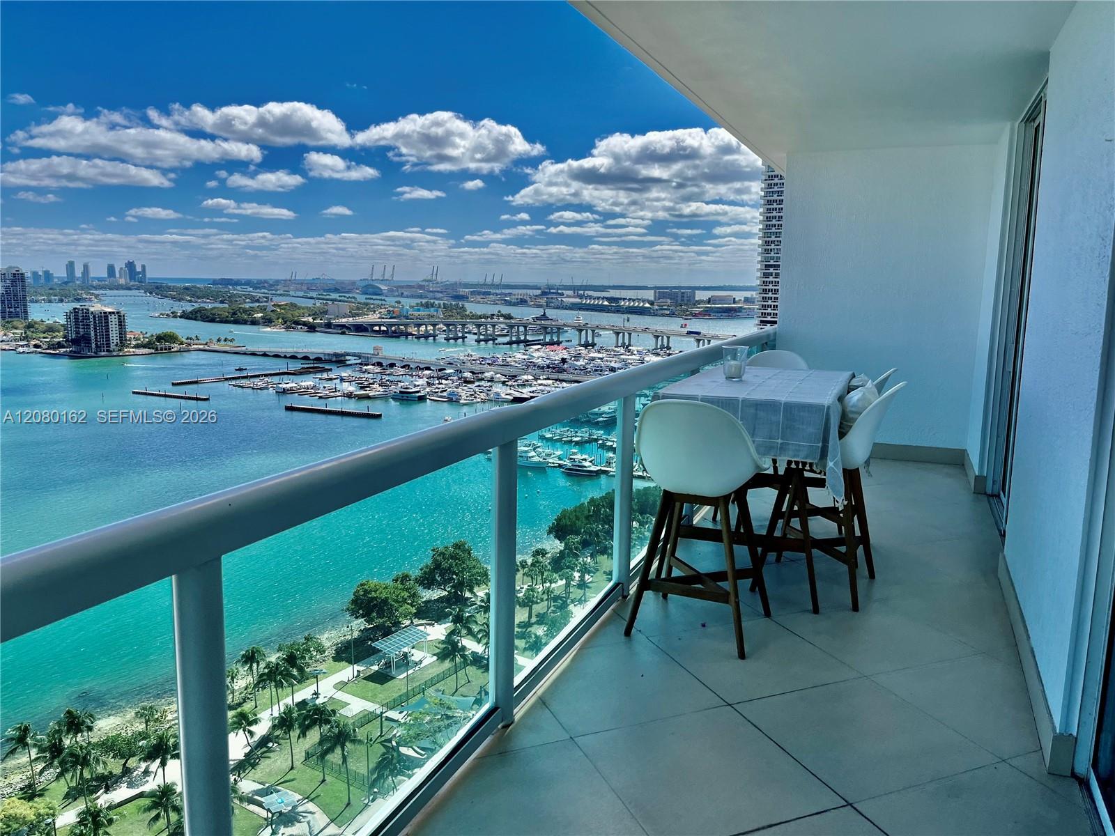 1800 N Bayshore Drive 2507 Property Photo 9