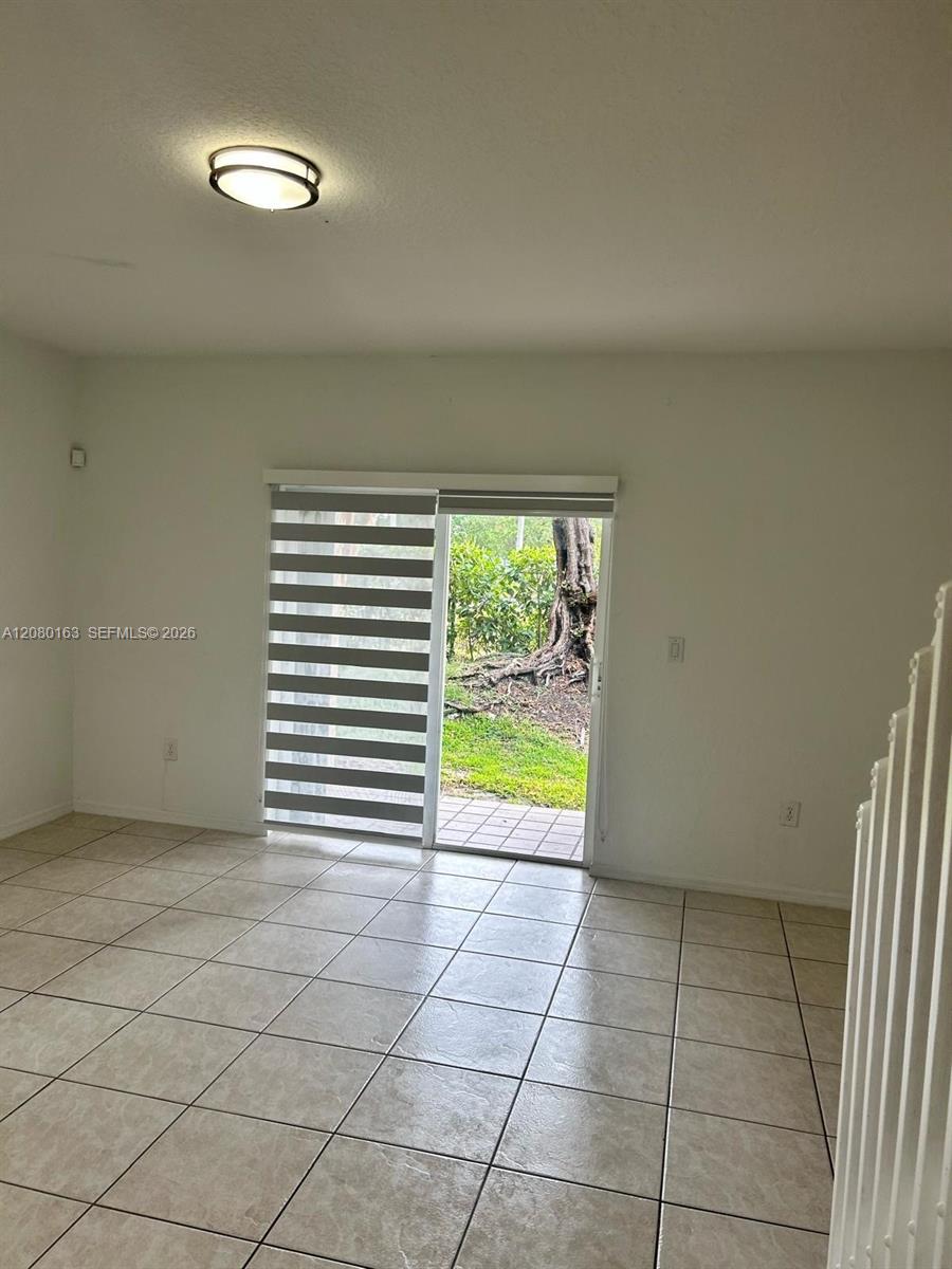 5737 Nw 114th Path 111 Property Photo 6