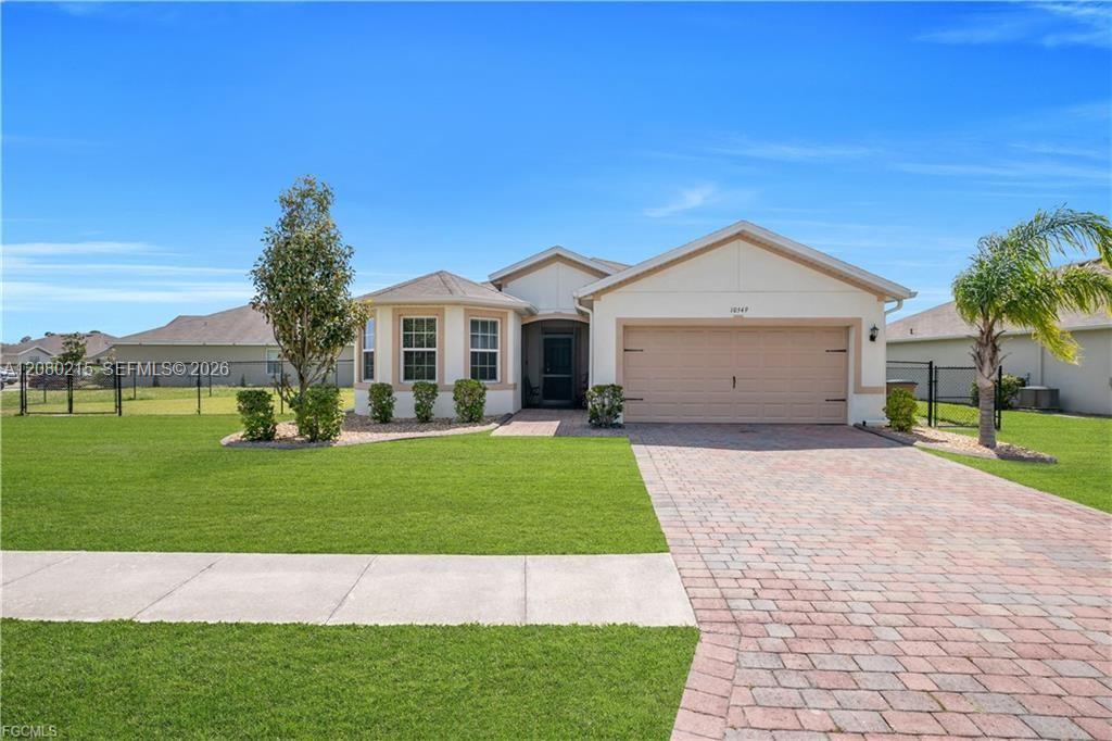 10549 Canal Brook Lane Property Photo 2