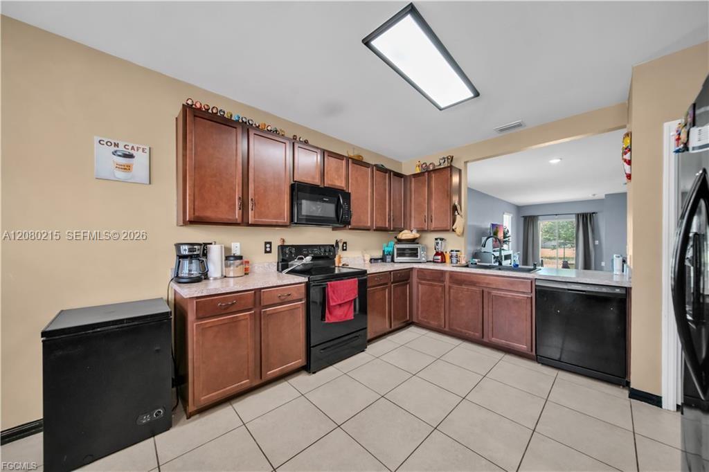 10549 Canal Brook Lane Property Photo 4