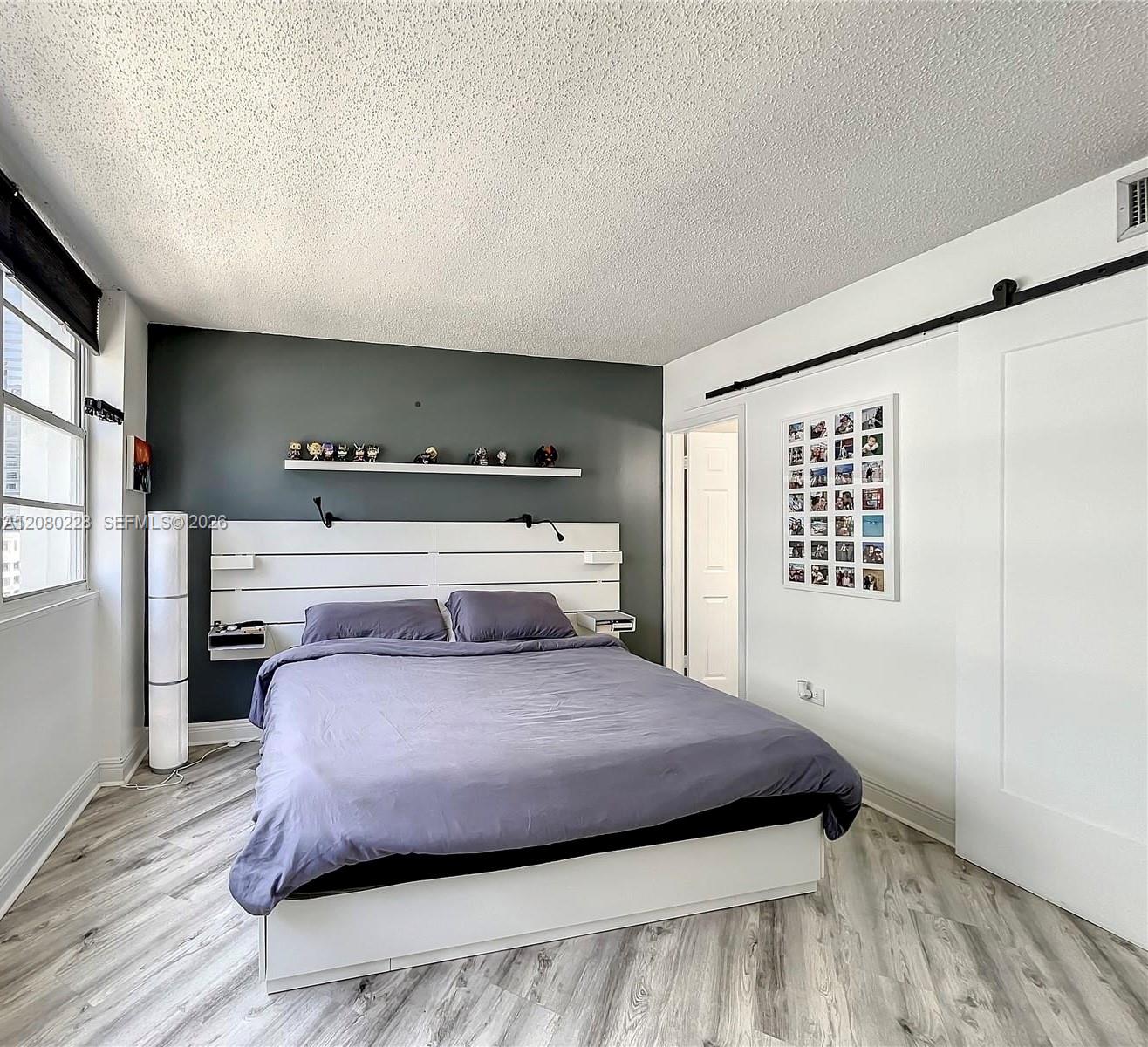 999 Brickell Bay Drive 1010 Property Photo 8