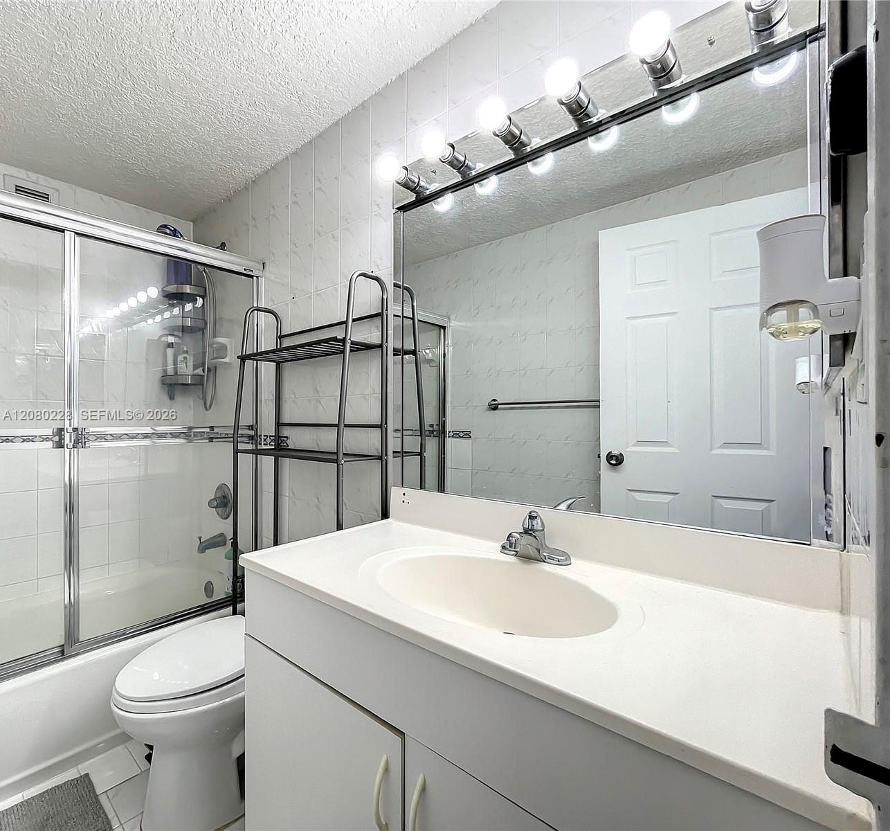 999 Brickell Bay Drive 1010 Property Photo 9