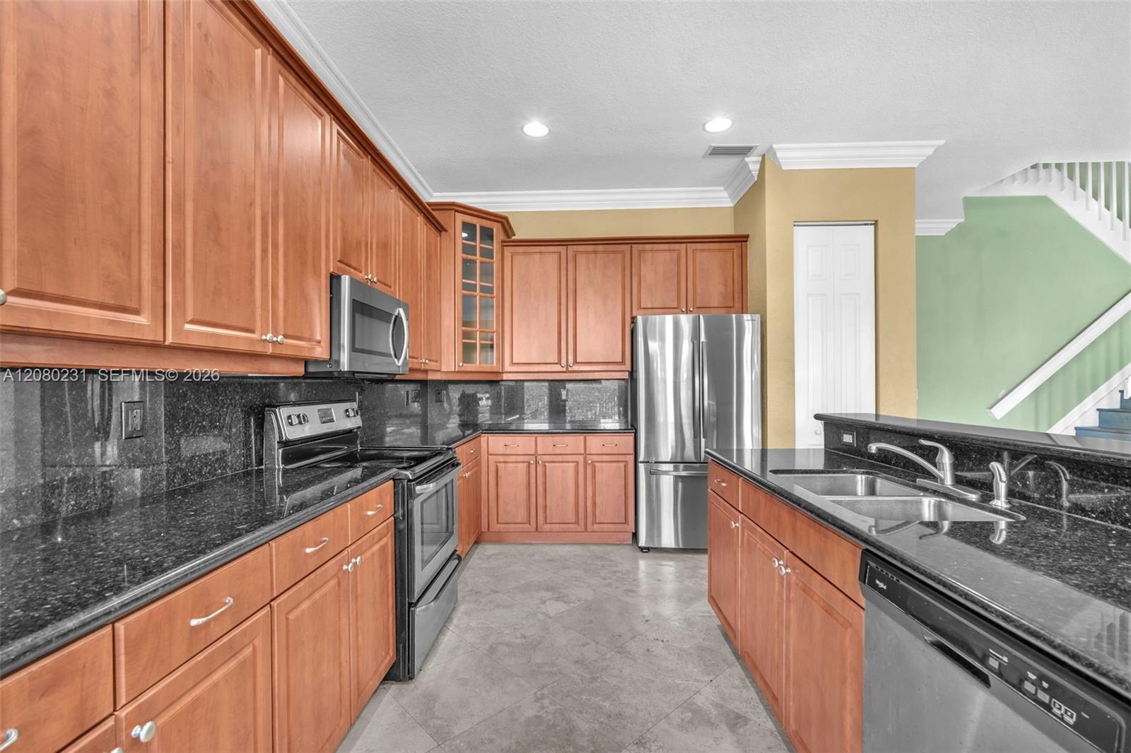 9345 Madewood Court Property Photo 10