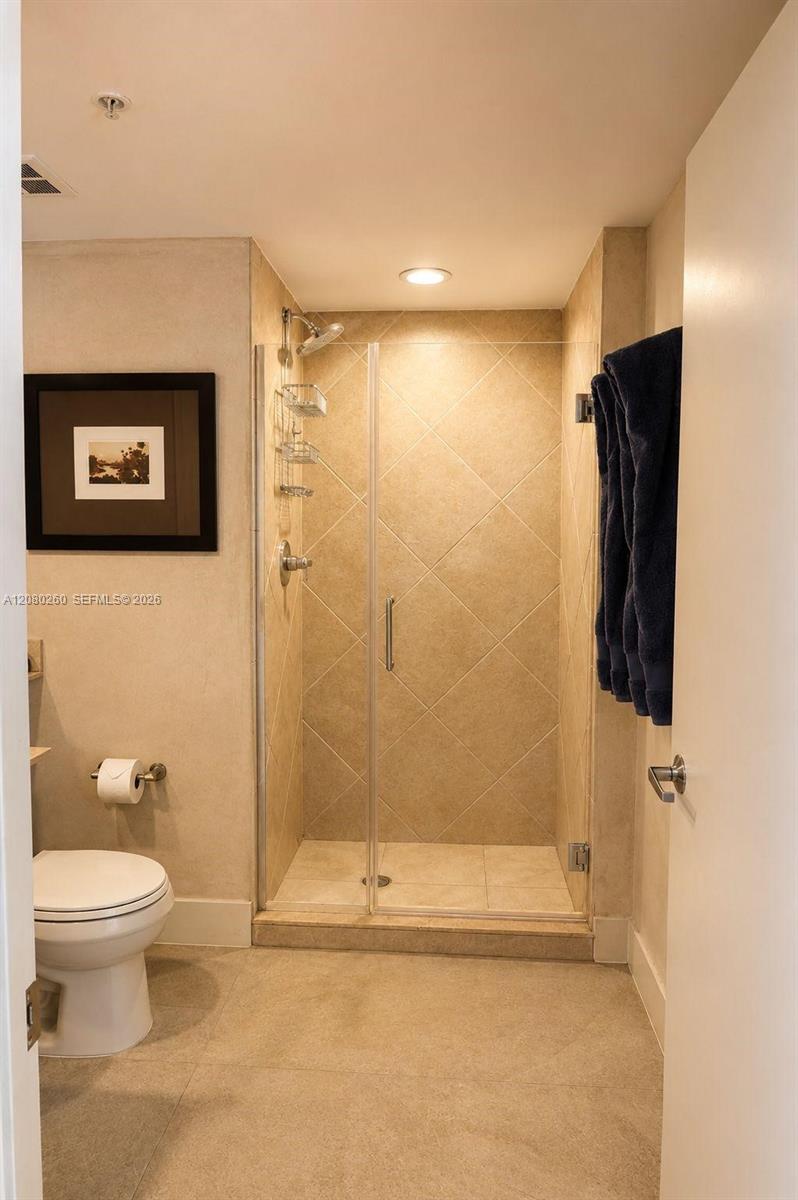 335 S Biscayne Boulevard 3901 Property Photo 18