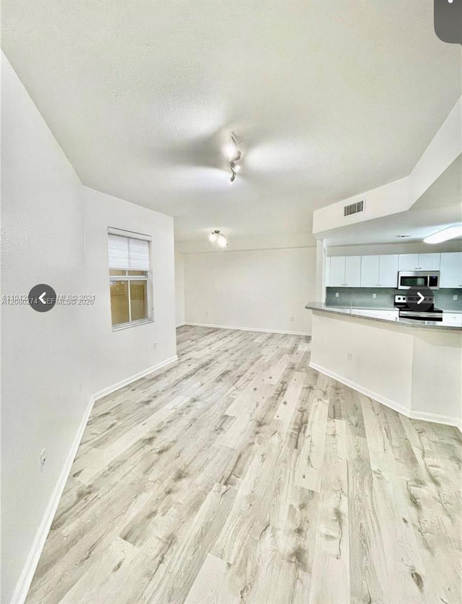 10902 Nw 83 Street 219 Property Photo 1