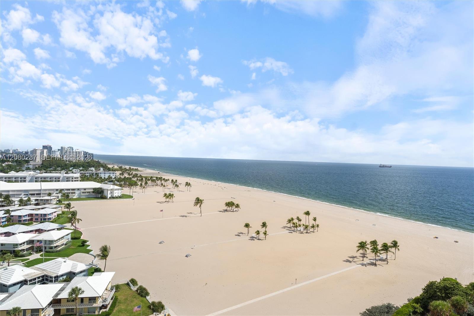 2100 S Ocean Lane 1512 Property Photo 6