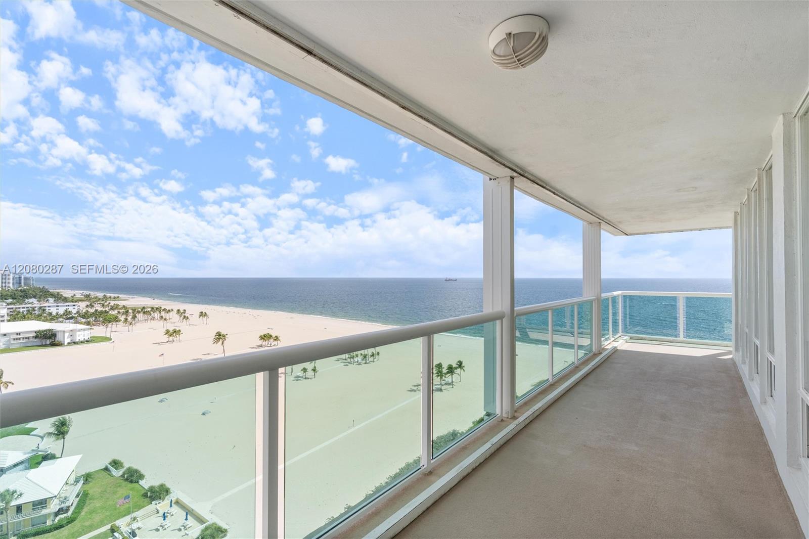 2100 S Ocean Lane 1512 Property Photo 9
