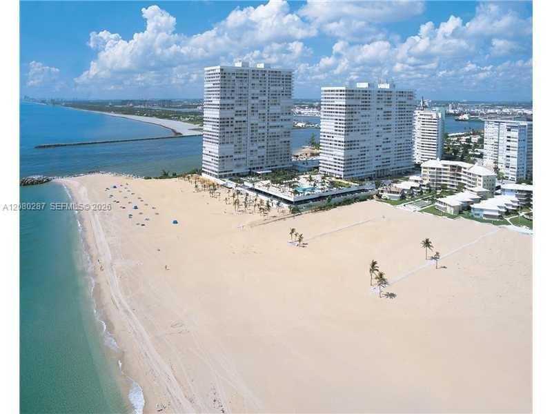2100 S Ocean Lane 1512 Property Photo 12