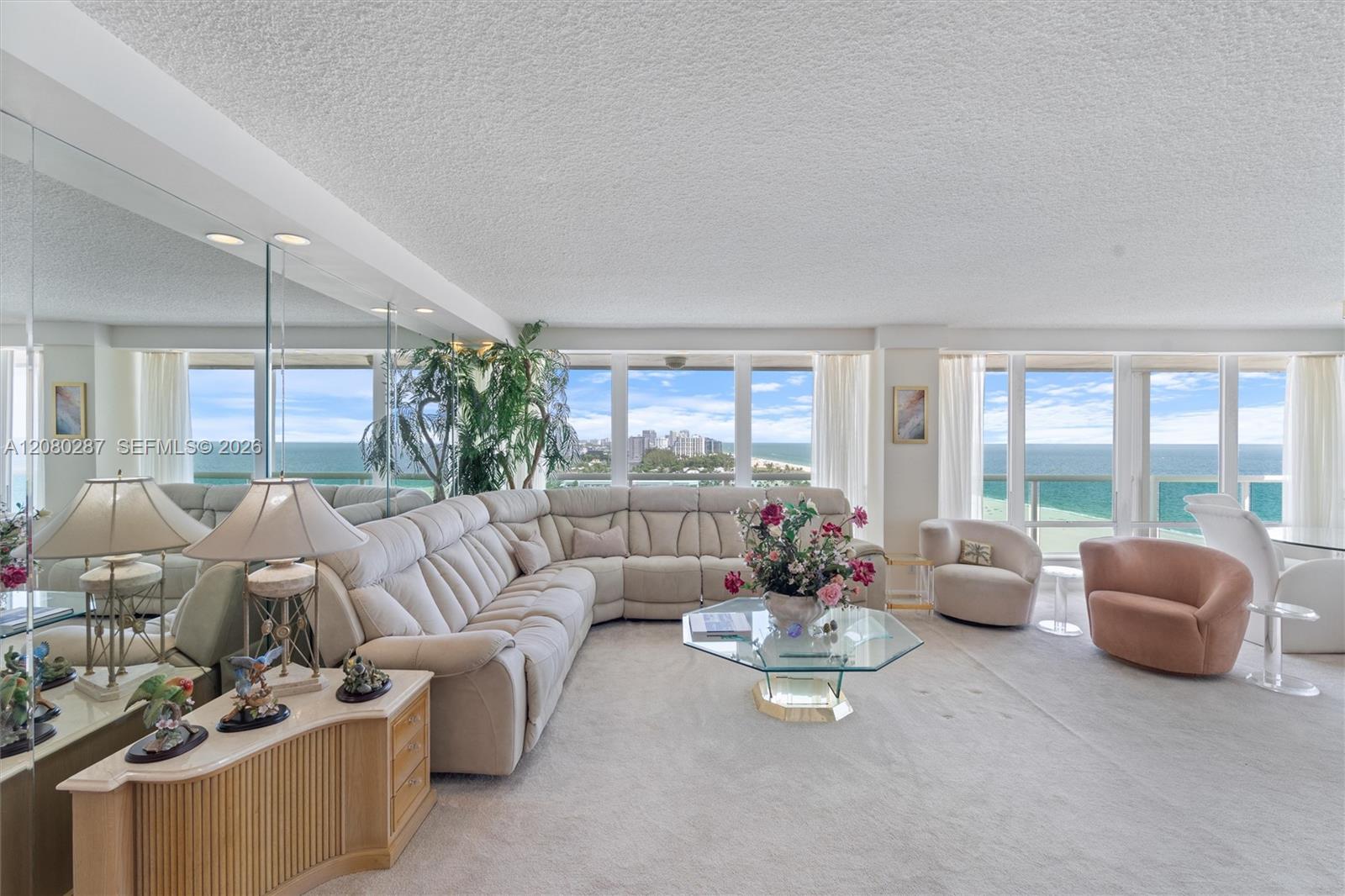 2100 S Ocean Lane 1512 Property Photo 16