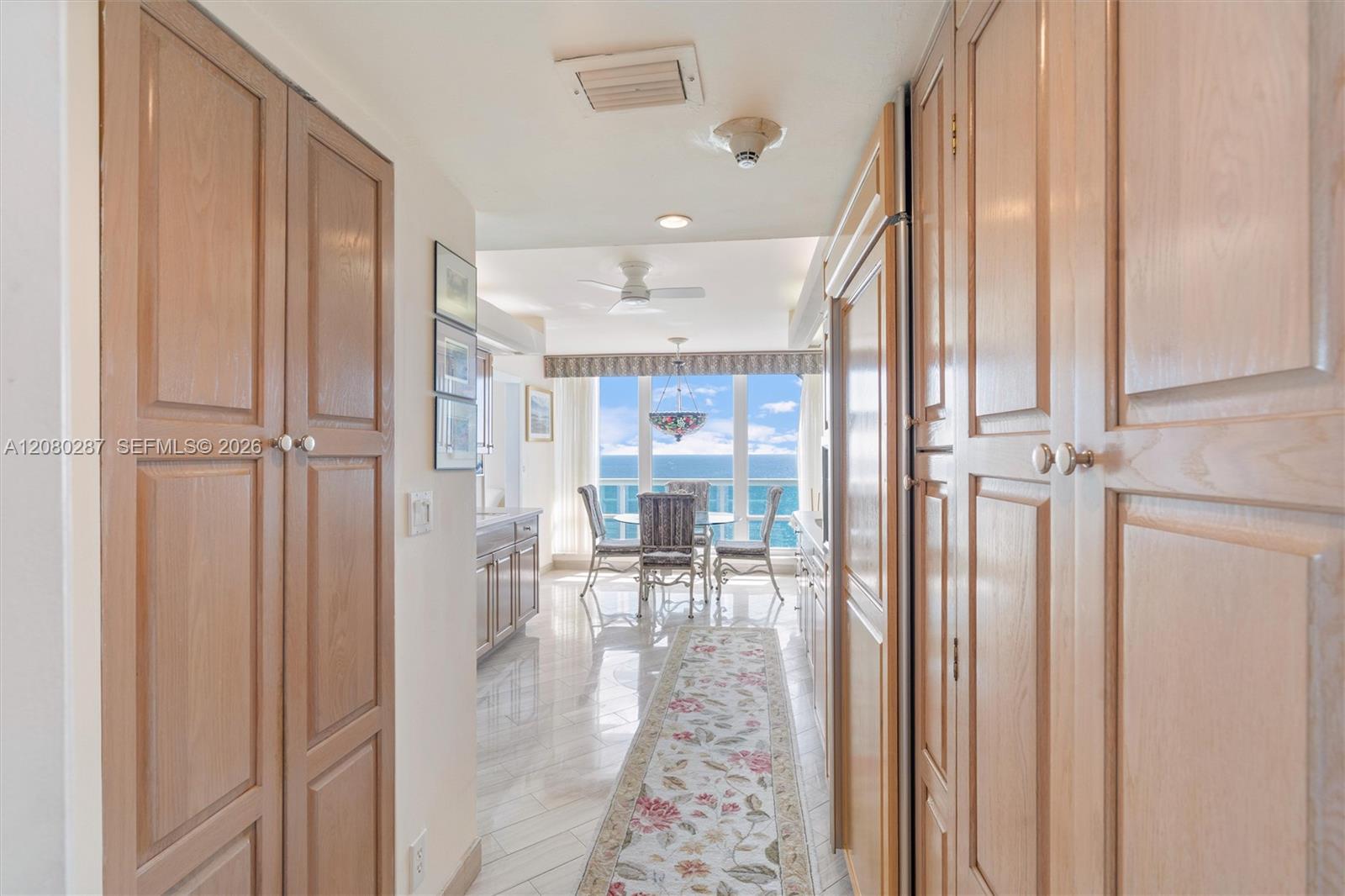 2100 S Ocean Lane 1512 Property Photo 23