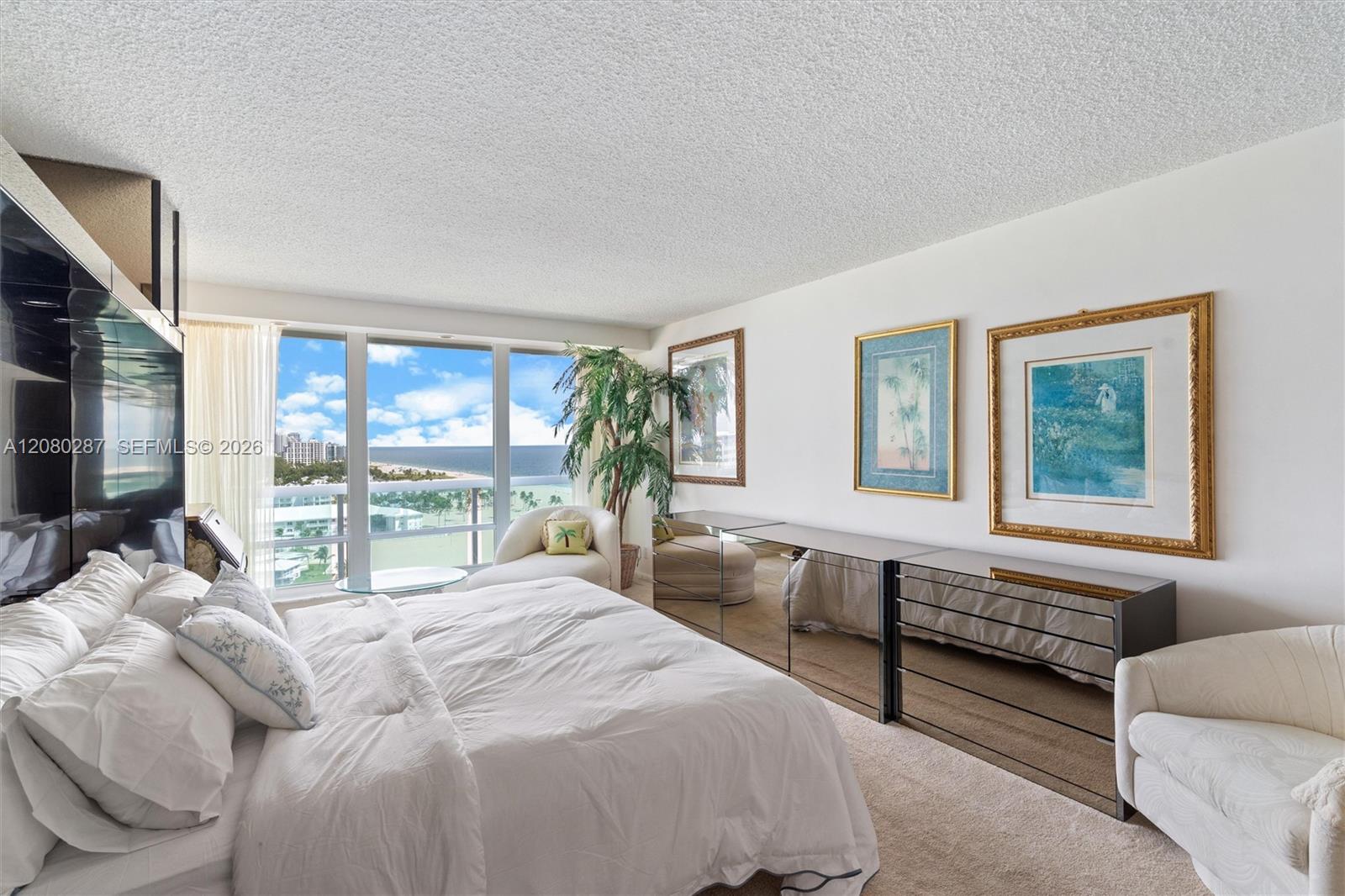 2100 S Ocean Lane 1512 Property Photo 25