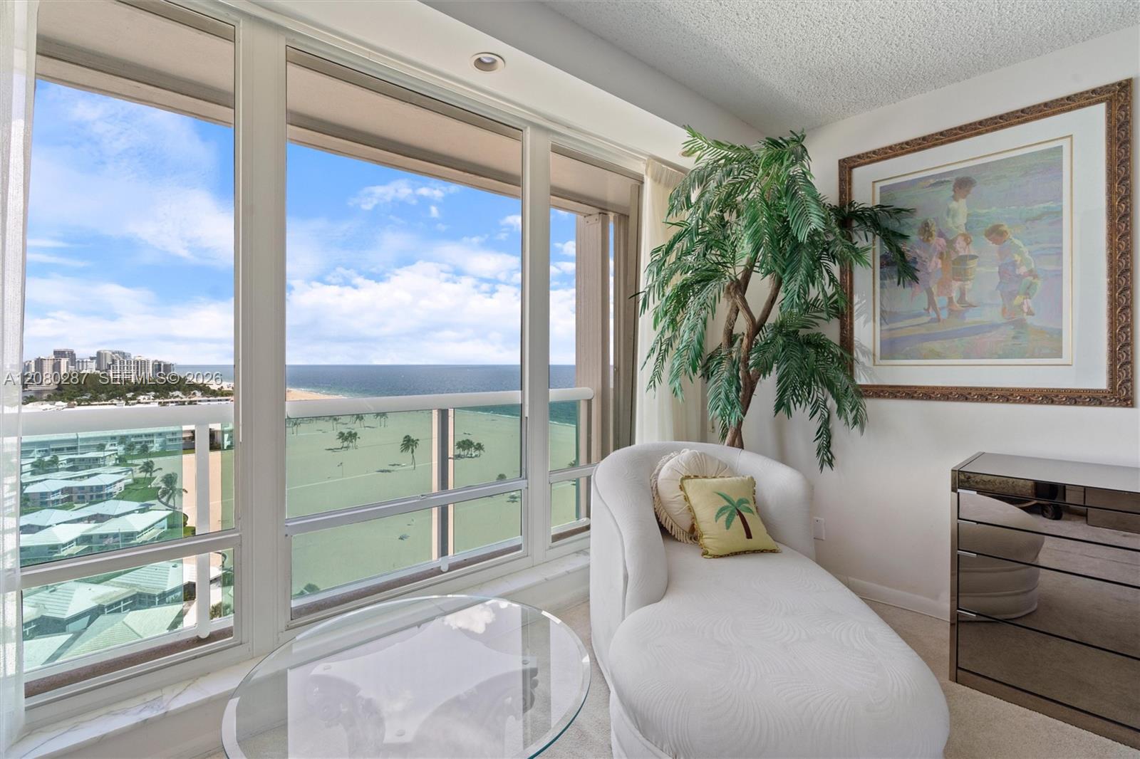 2100 S Ocean Lane 1512 Property Photo 26
