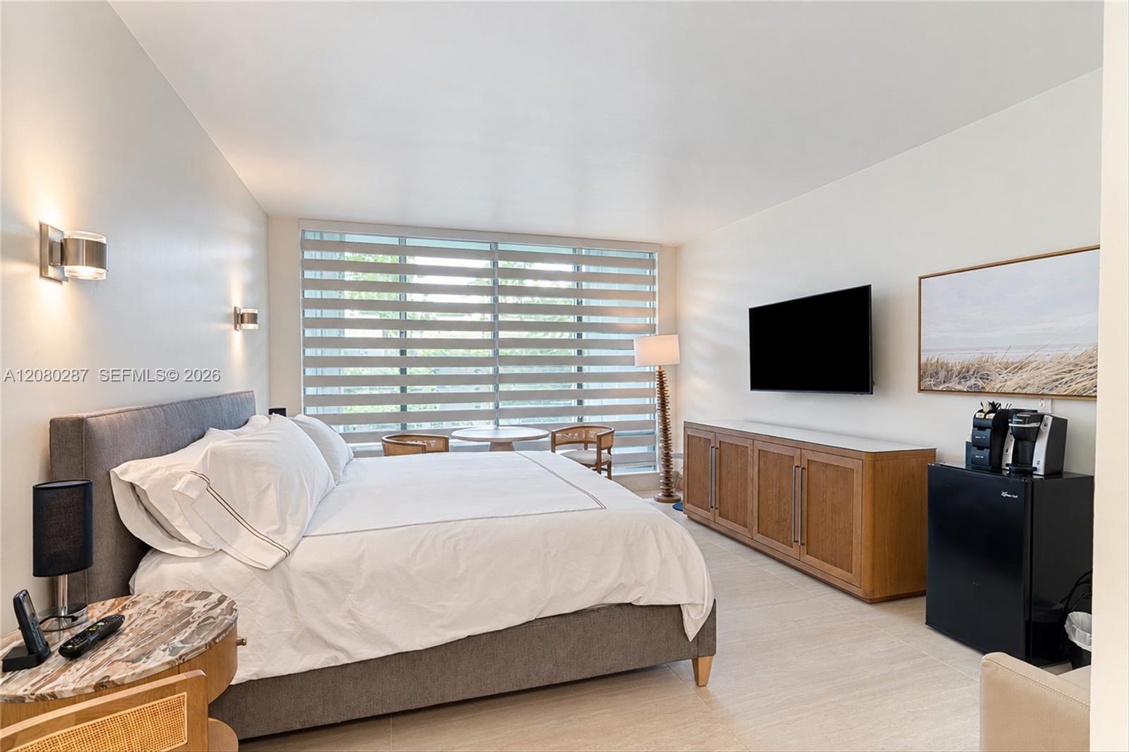 2100 S Ocean Lane 1512 Property Photo 34